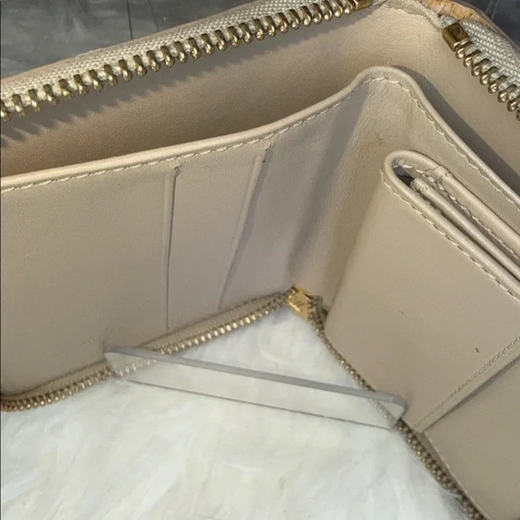 Louis Vuitton EUC Golden Yellow Zip Wallet, box, cloth bag included, - Picture 7 of 7